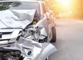 कारचा अपघात